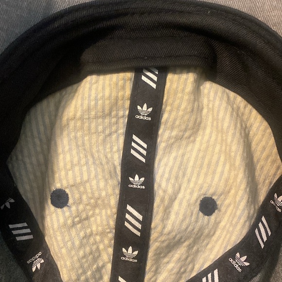 Unisex Adidas Hat - Picture 2 of 2